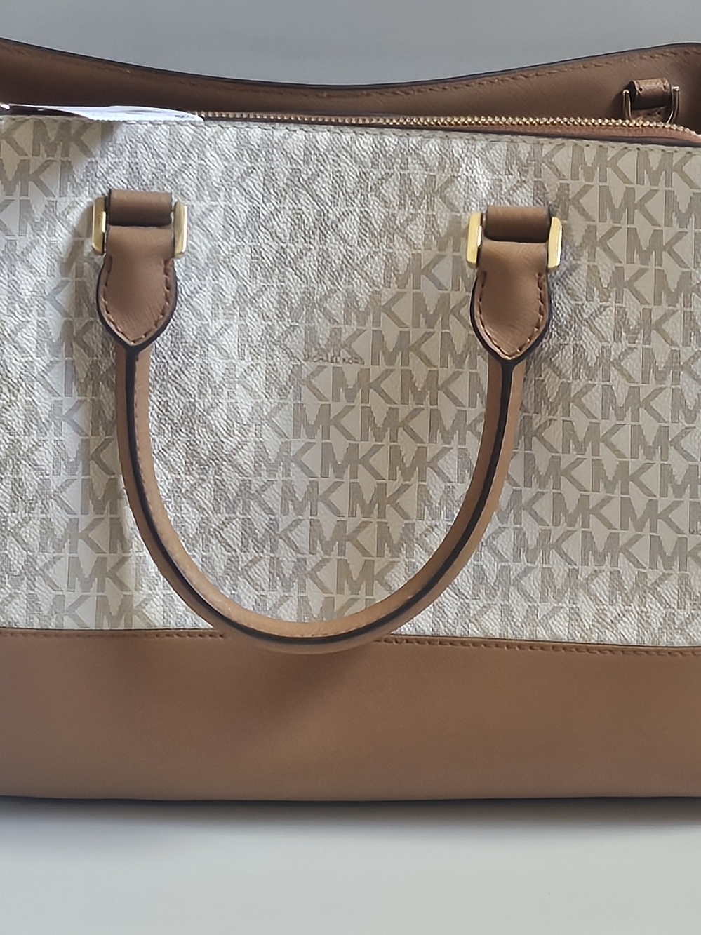 Authentic Michael Kors Savannah Large Satchel - Vanilla/Acorn- Spring/ SummerBag